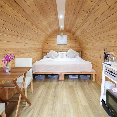 فيلا The Pod At Bank House Farm ستافورد المظهر الخارجي الصورة